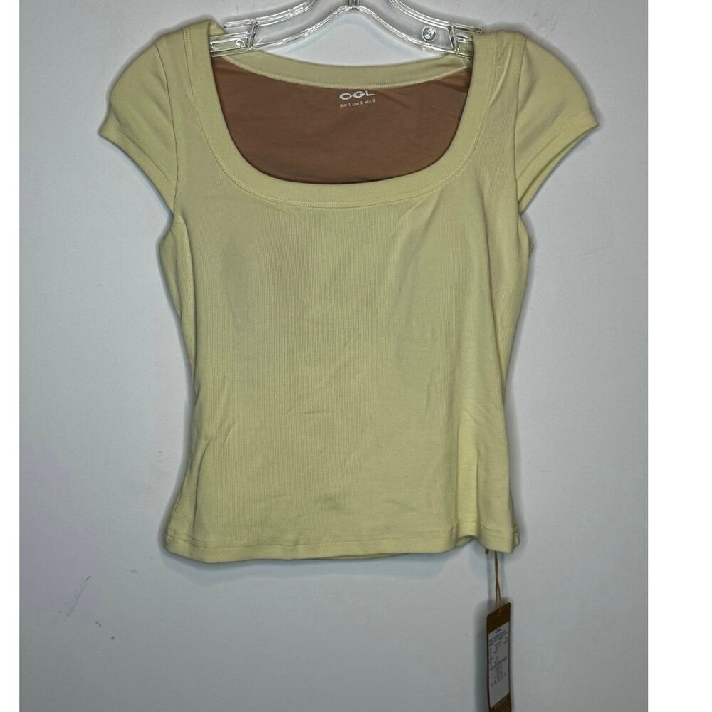 OGL Move Built-In Bra Square Neck Short Sleeve Top Butter Yellow Small NWT